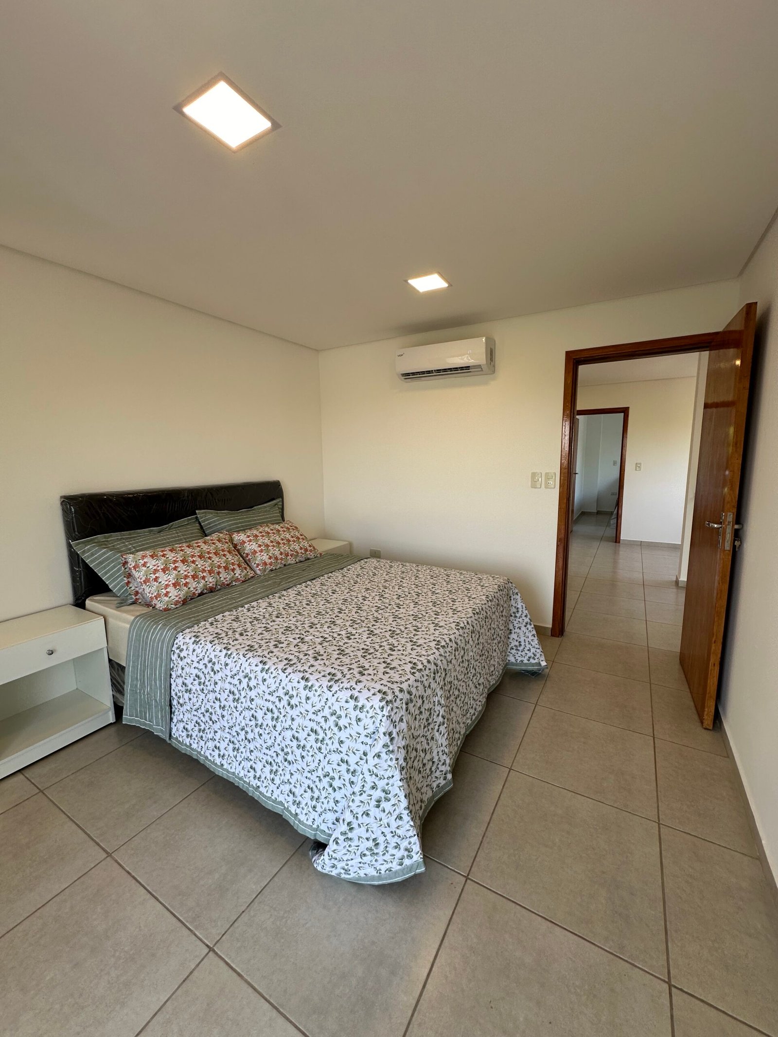 Dúplex Alta Gracia en el barrio San Pedro – Encarnación - Imagen 2