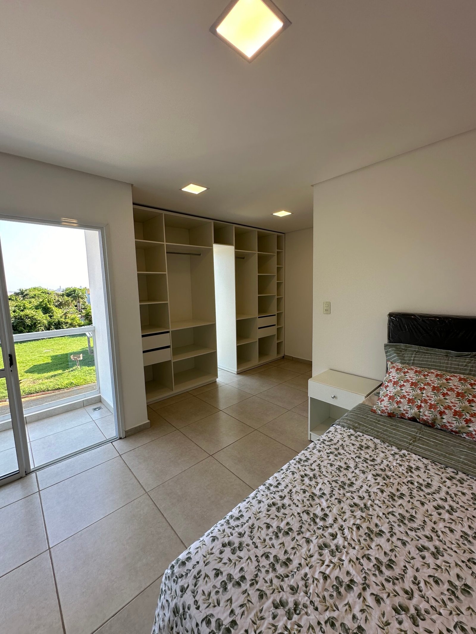 Dúplex Alta Gracia en el barrio San Pedro – Encarnación - Imagen 3