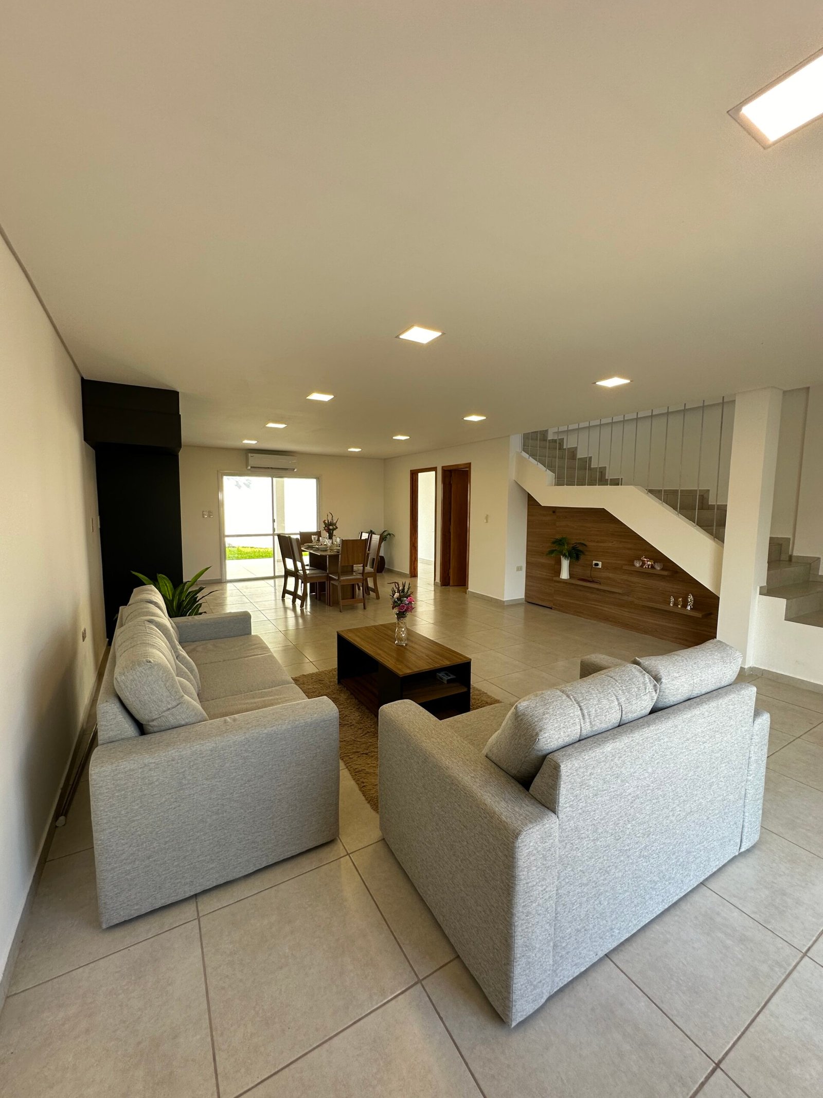 Dúplex Alta Gracia en el barrio San Pedro – Encarnación - Imagen 24