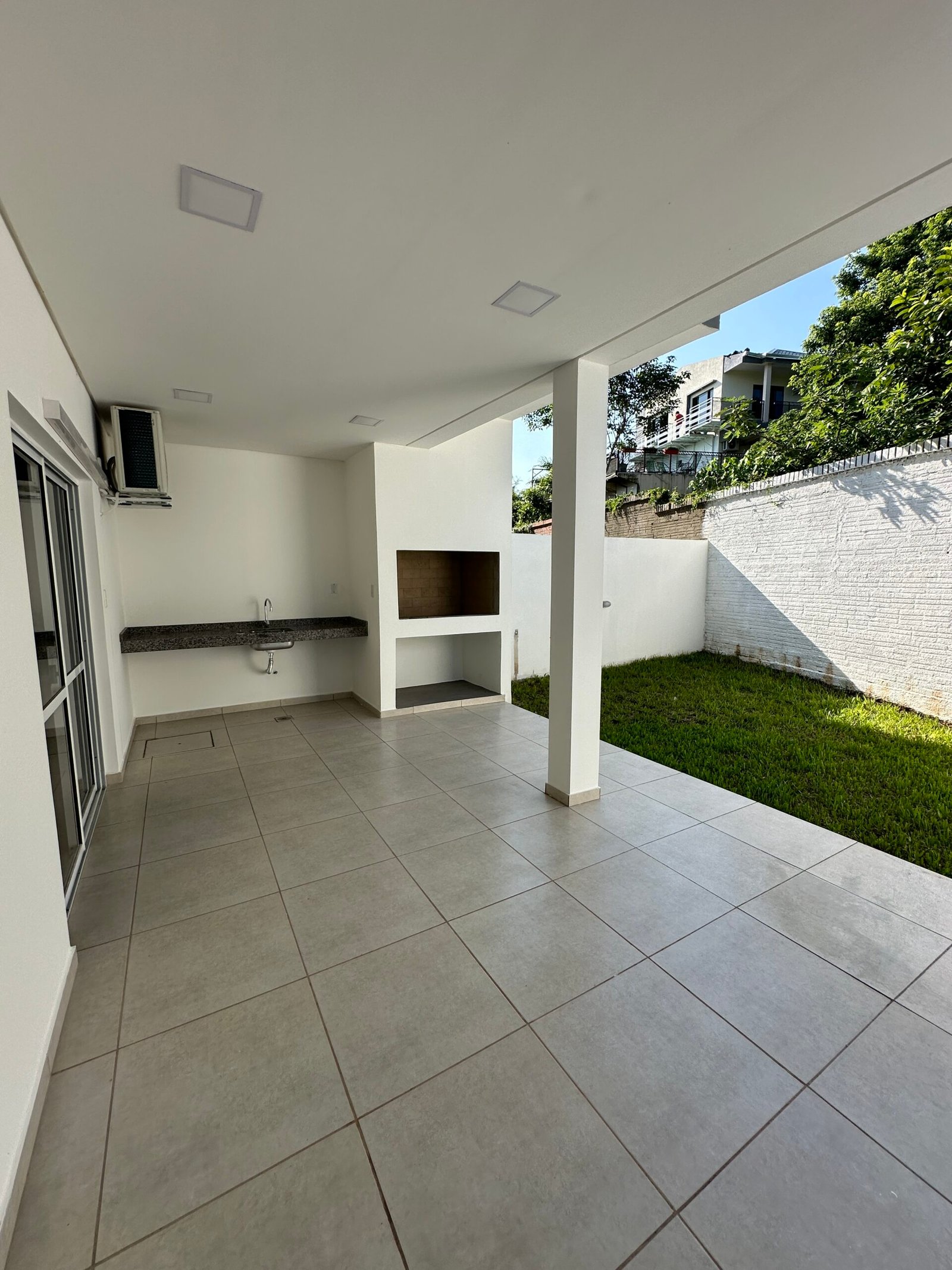 Dúplex Alta Gracia en el barrio San Pedro – Encarnación - Imagen 36