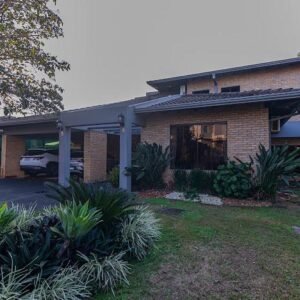 Casa 1 en Paraná Country Club – Hernandarias