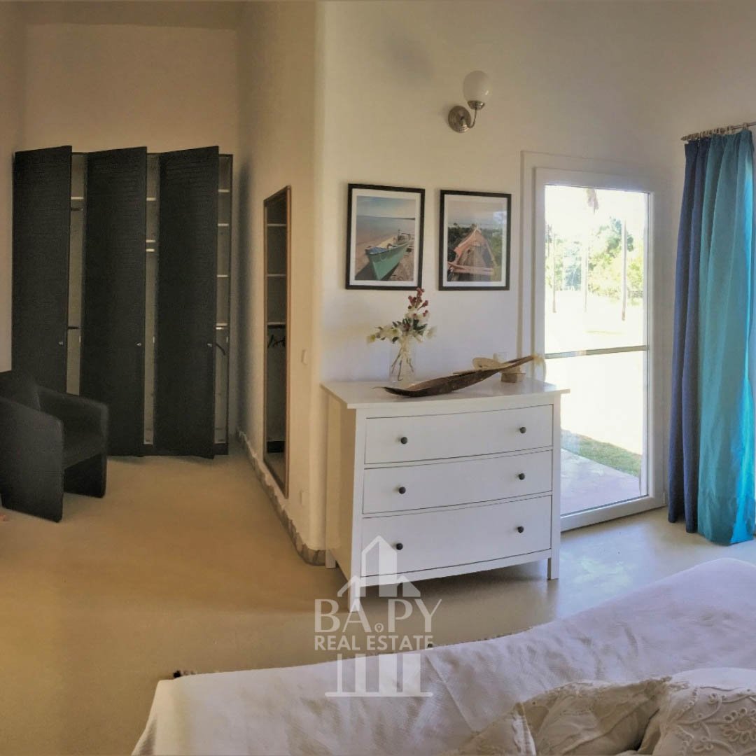 Dos casas y un departamento estilo campestre con 4 ha de terreno - Piribebuy - Imagen 32