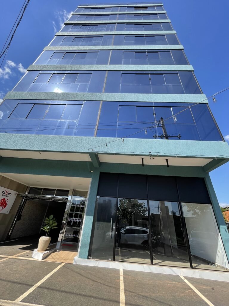 Edificio Tauro (Edificio completo) - Encarnación